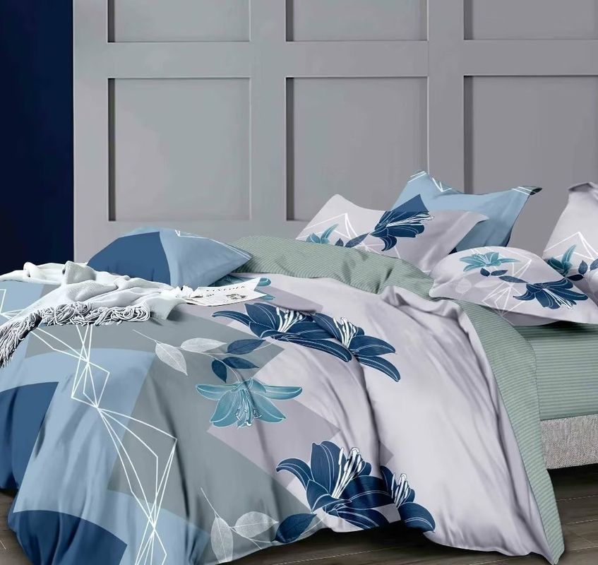 Το σκοτεινό χρώμα Microfiber τύπωσε τη γεωμετρική κάλυψη Duvet έθεσε 4 κομμάτια πολυεστέρα 100%